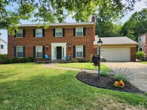 Building Photo - 720 Woodfield Dr