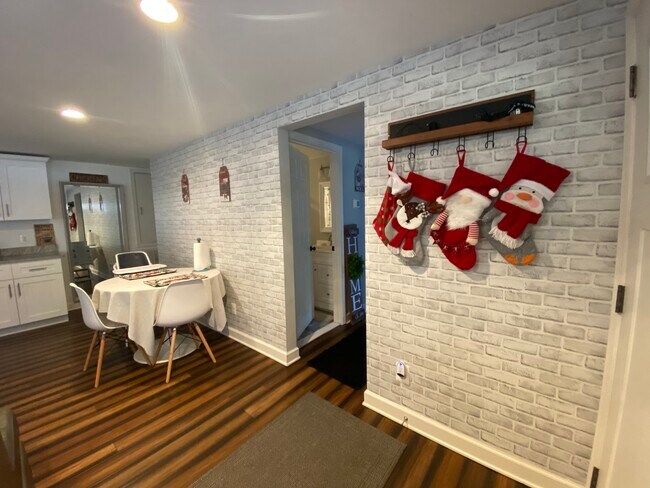 Foto del edificio - 5601 Cherry Hill Rd
