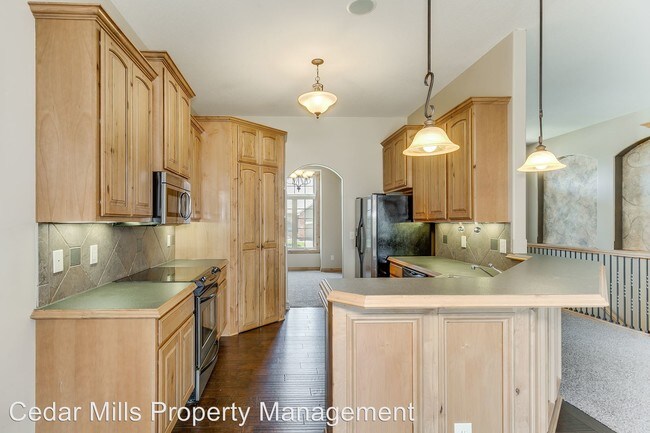 Building Photo - 4 br, 3 bath House - 1050 Beau Jardin