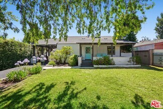 Building Photo - 4940 Placidia Ave