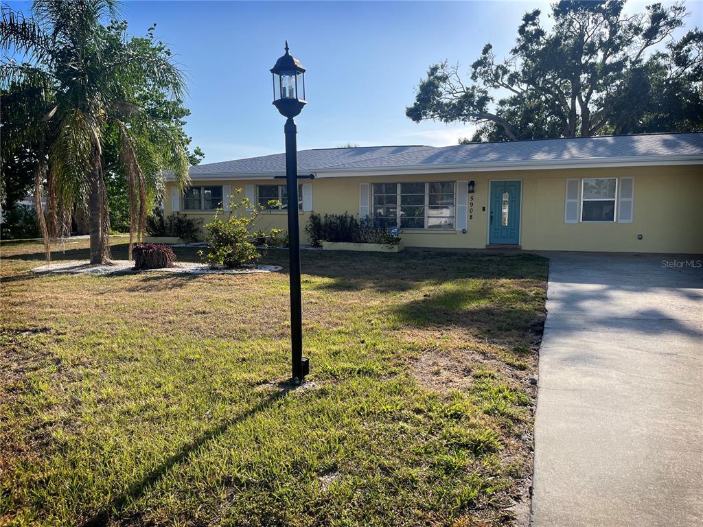 Foto principal - 5908 Murdock Ave