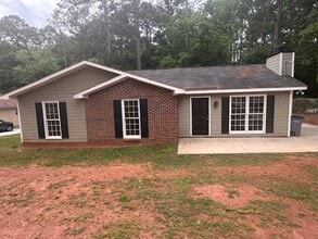 Building Photo - 221 Hearthstone Dr