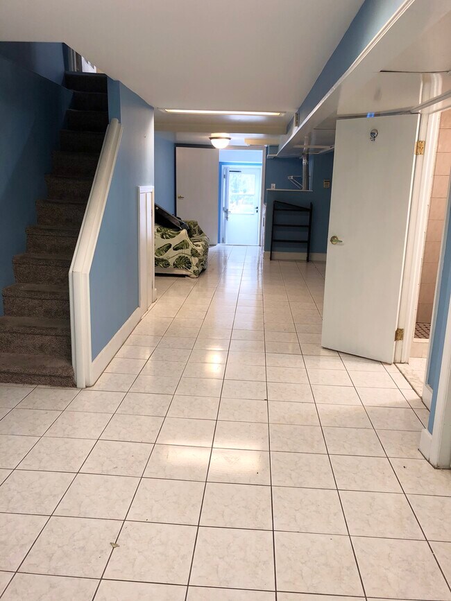 Foto del edificio - 2216 S 66th St