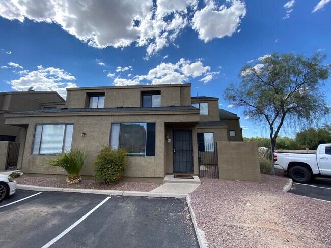 Foto del edificio - 1251 E Weimer Cir