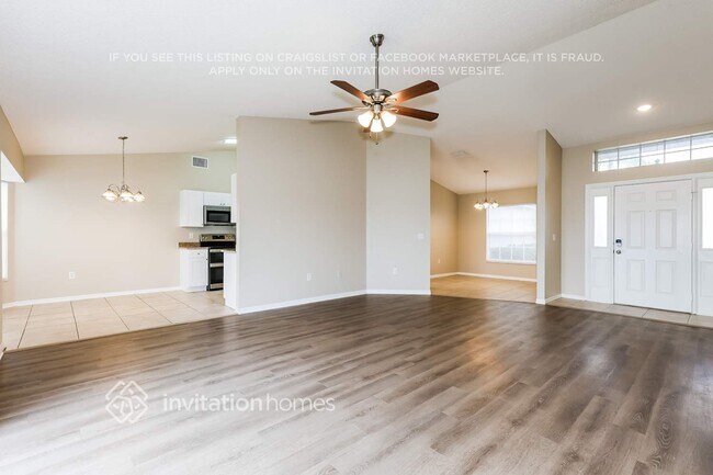 Foto del edificio - 7761 Canterbury Cir