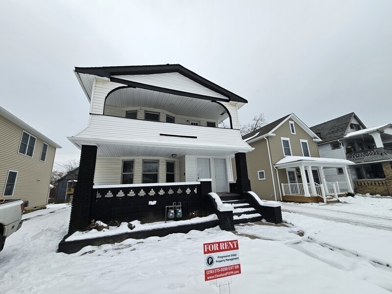 Foto principal - 3378 E 134th St