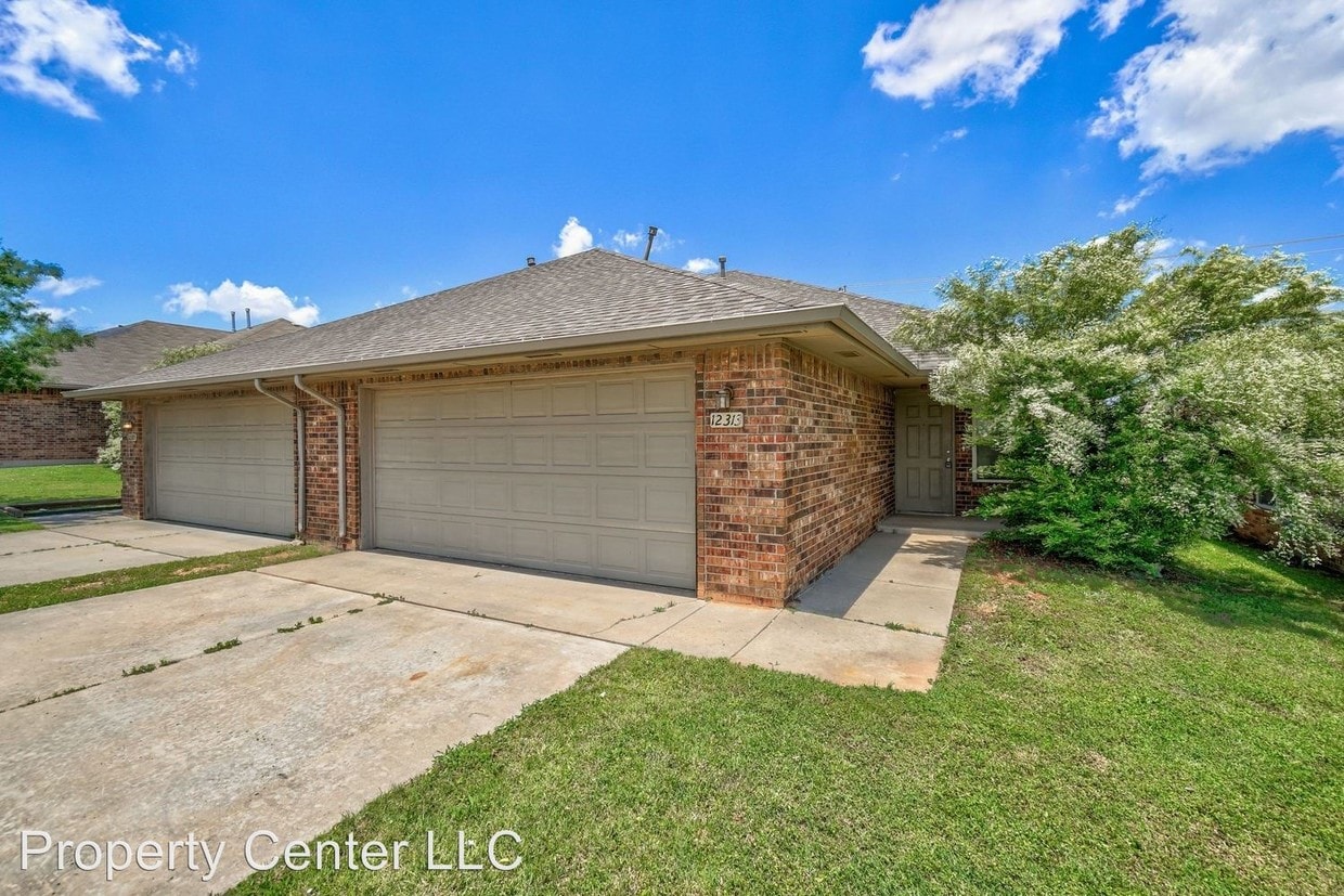 Primary Photo - 3 br, 2 bath House - 12313 SW 2nd