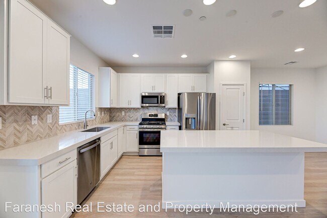 Foto del edificio - 3 br, 3 bath House - 11837 Pelican Butte Ave