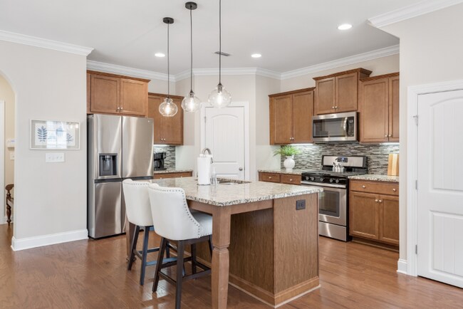 Foto del edificio - 353 Cornelius Wy