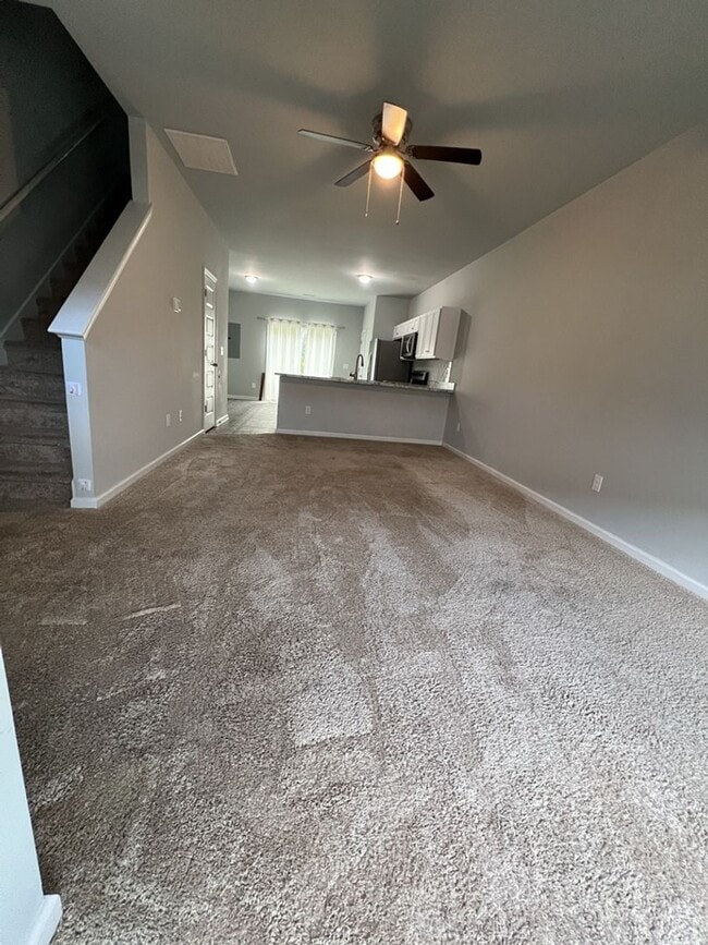 Building Photo - Townhome in Holly Ridge!!
