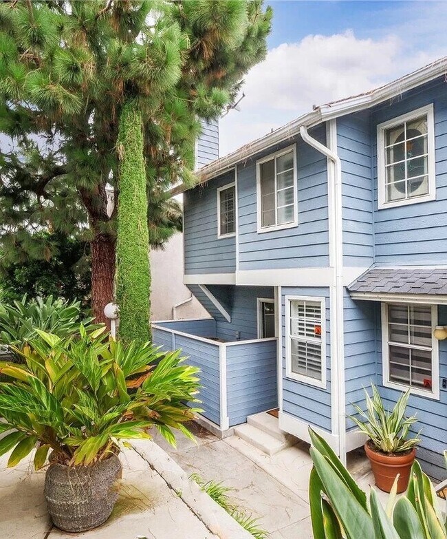 Foto del edificio - 26105 Frampton Ave