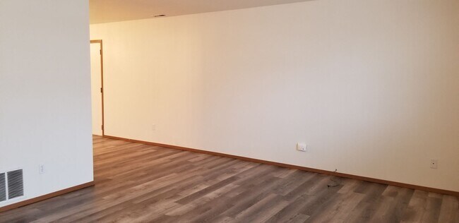 Foto del edificio - 1305-1307 Shaker Pl