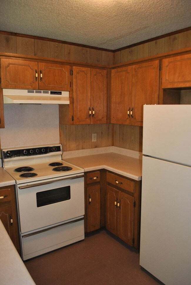 Building Photo - 480 Carolina Dr NW
