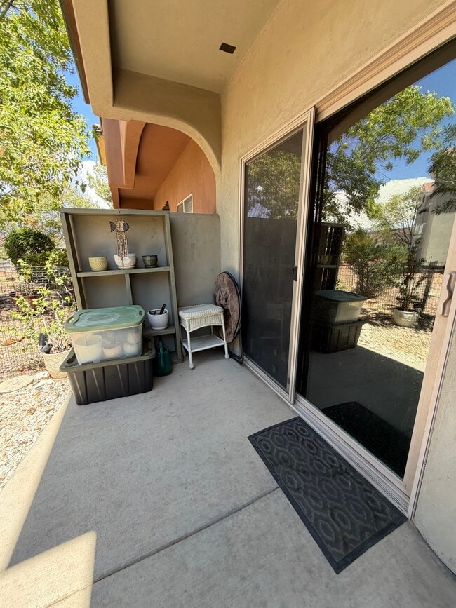 Building Photo - 2075 S Sir Monte Dr