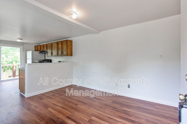 Foto del edificio - 214 Clay St