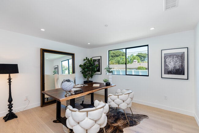 Building Photo - 5741 Jumilla Ave
