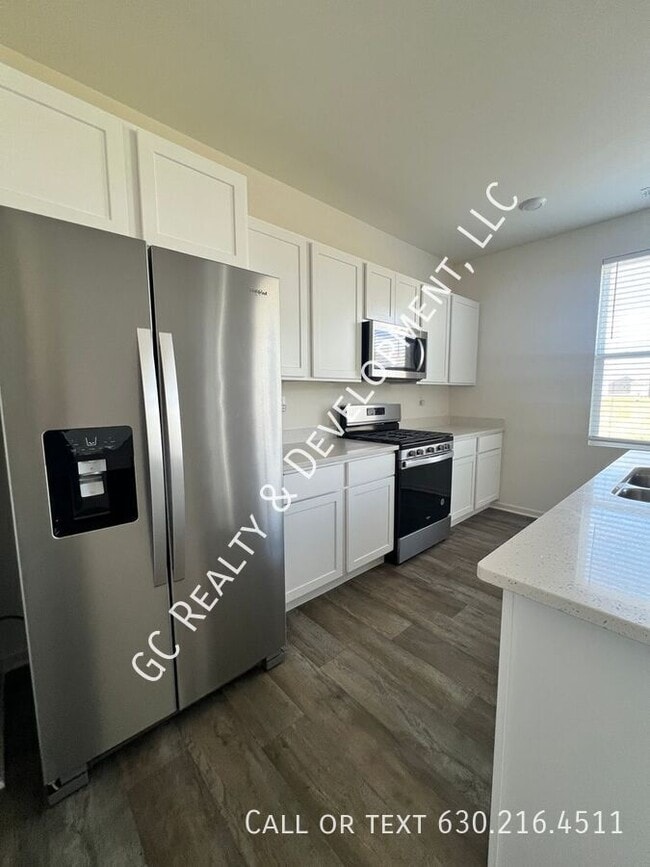 Building Photo - 3233 Lehman Crossing