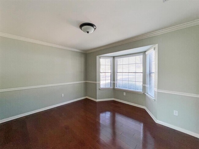 Foto del edificio - 6005 Danwood Dr