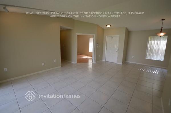 Building Photo - 19226 NW 82nd Cir Ct