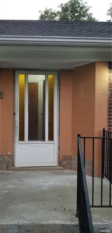 Building Photo - 17735 Pierson St