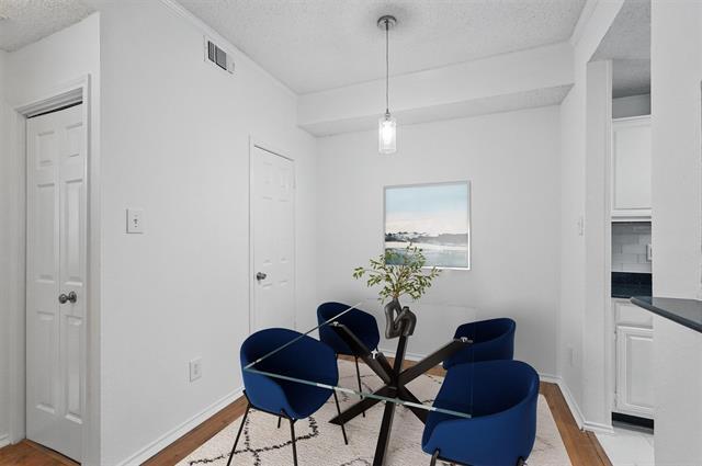 Foto del edificio - 6208 Oram St