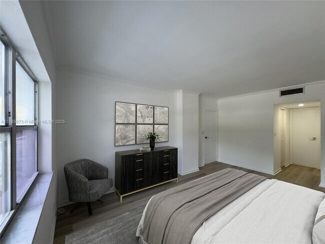Foto del edificio - 100 Edgewater Dr