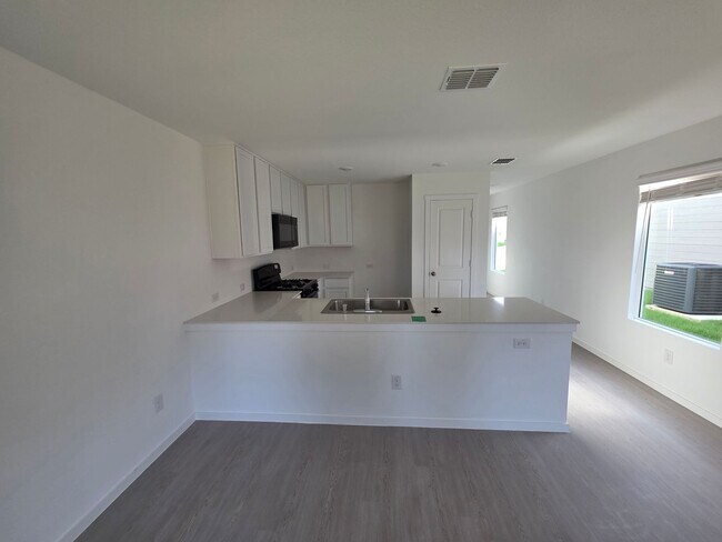 Foto del edificio - New Build Perfection: 3 Bedroom, 2.5 Bath ...