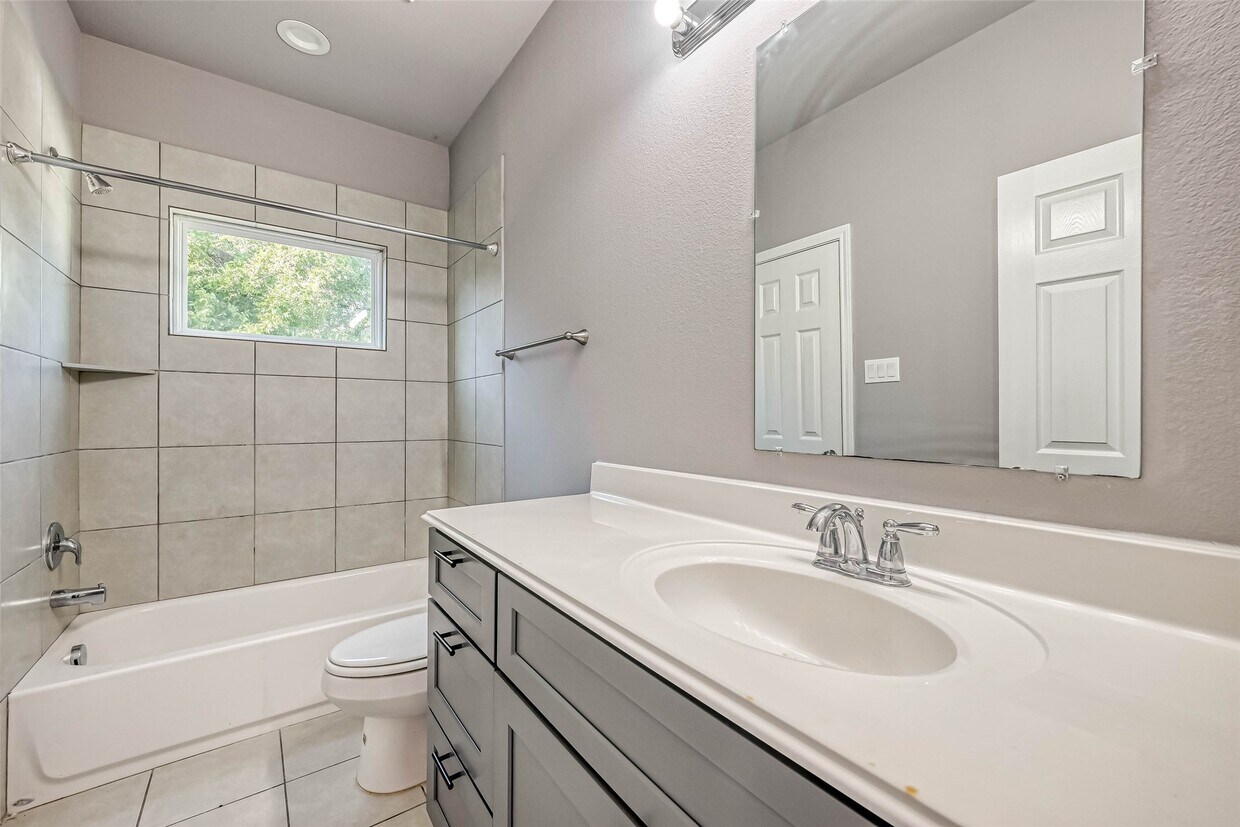 Foto del edificio - 7903 Moon Beam St