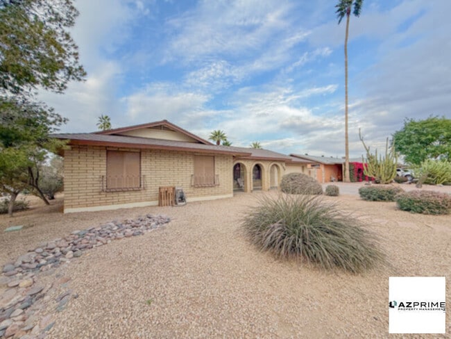 Photo - Spacious 4/2 Tempe Home!