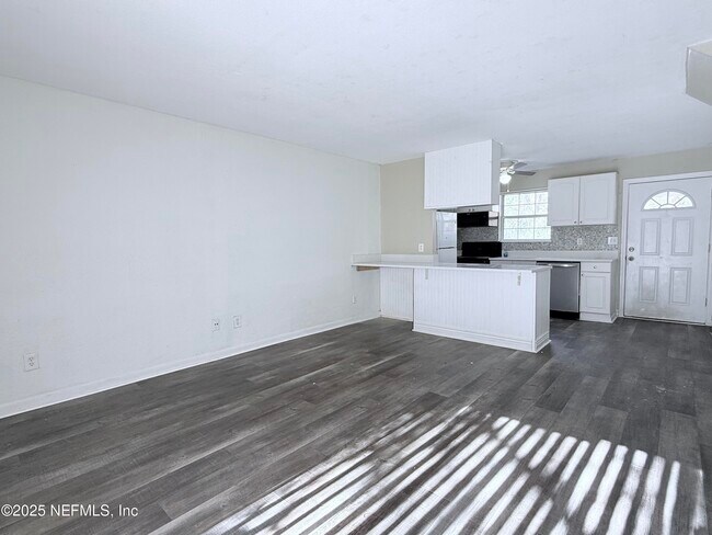 Foto del edificio - 4420 Carter Rd