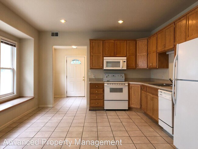 Building Photo - 3 br, 2 bath House - 307 N 16th St A Unit A