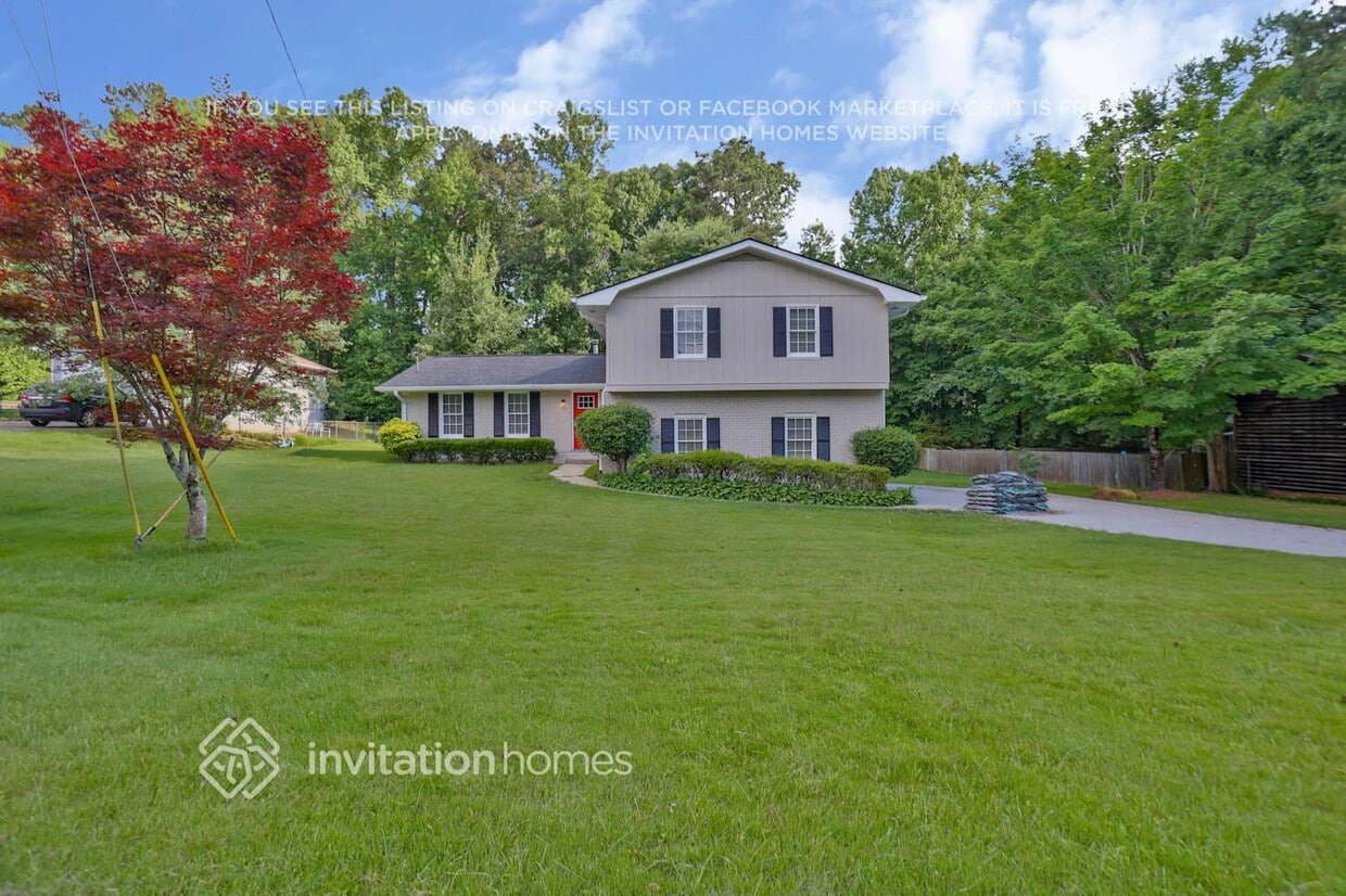 Primary Photo - 731 Stone Harbor Pkwy SW