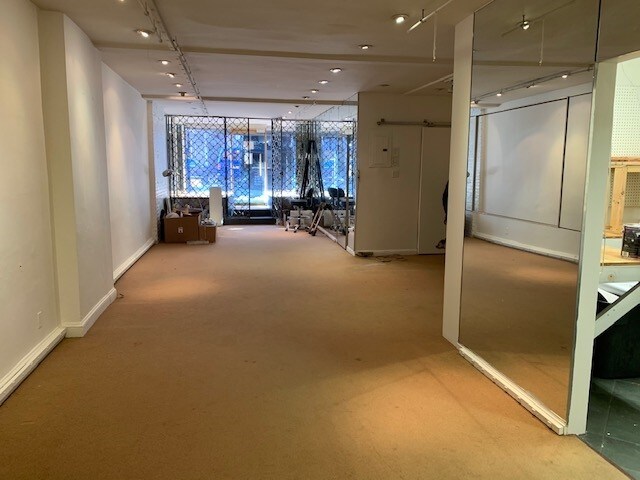 Interior Photo - 1285 Madison Ave