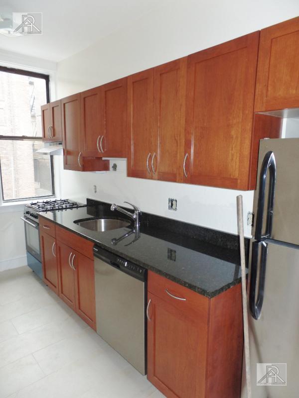 Foto principal - 1 bedroom in Allston MA 02134