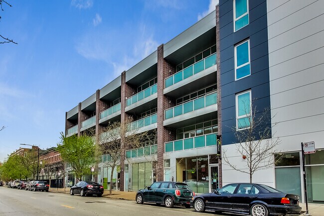 Building Photo - 1006 W Monroe St