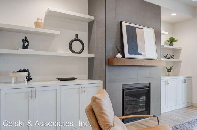 Foto del edificio - 5 br, 3 bath House - 1671 Jericho Rd