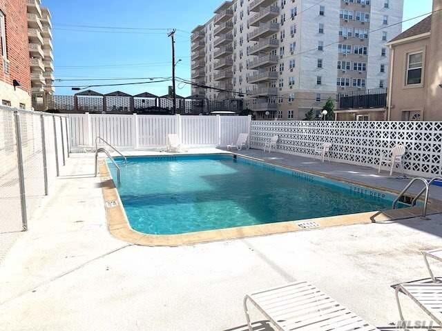 Foto principal - 465 Shore Rd