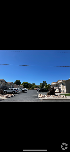 Building Photo - 281 E 170 N