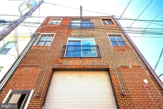 Building Photo - 207 Rector St