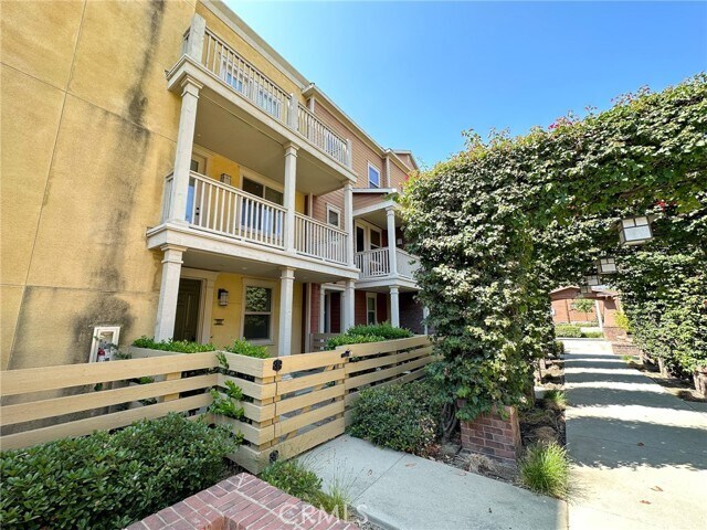 Foto del edificio - 337 S Glendora Ave