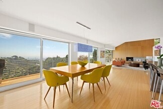 Building Photo - 1260 Linda Flora Dr