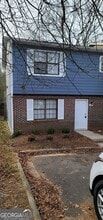 Building Photo - 2085 Lenoa Ln