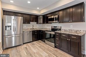 Building Photo - 2835 Bowes Ln