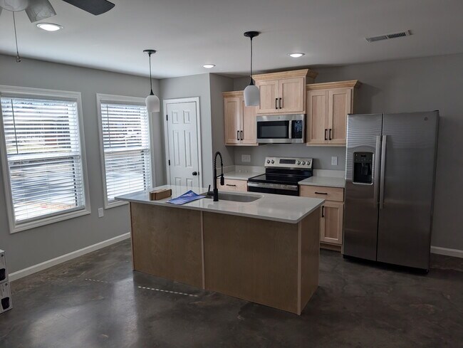 Foto del edificio - 2058 Ellis St