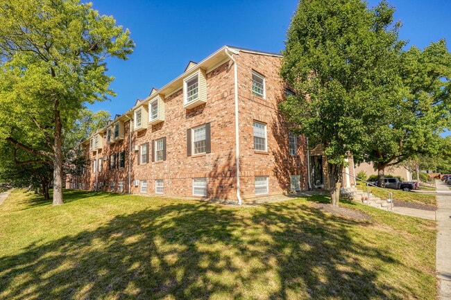 Foto del edificio - 4696 Tarryton Ct S