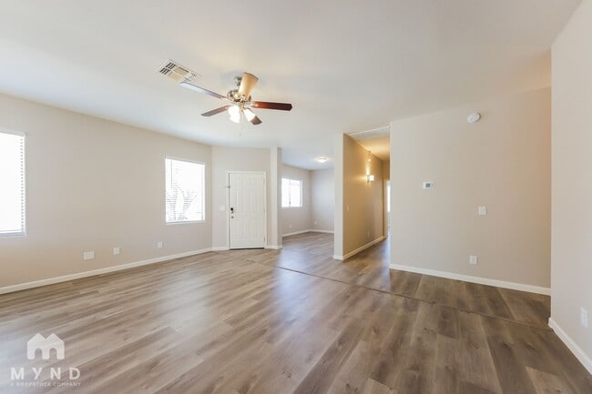Building Photo - 13615 W Canyon Creek Dr