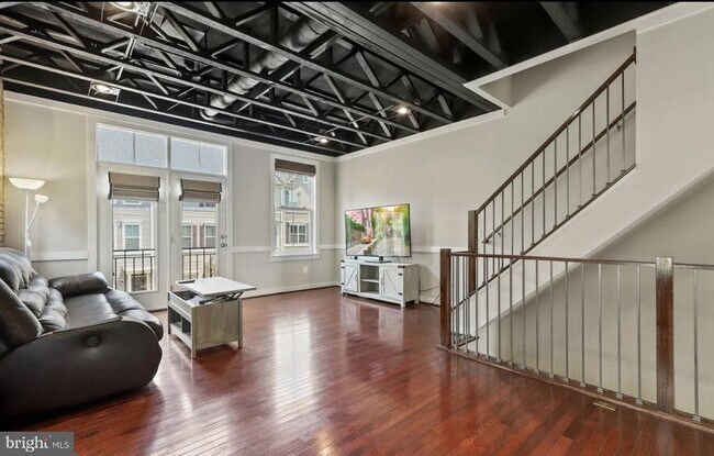 Foto del edificio - 109 Bellingham Dr