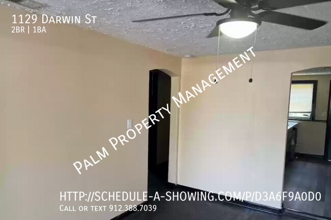 Building Photo - 2 bedroom, 1 bathroom home with great kitc...