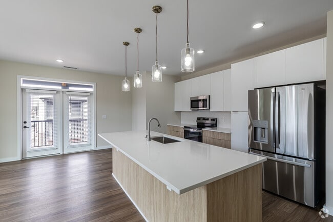 Interior Photo - Kelson Row at Rocky Hill