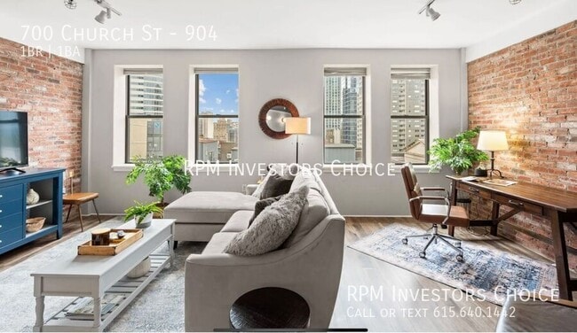 Photo - 700 Church St House